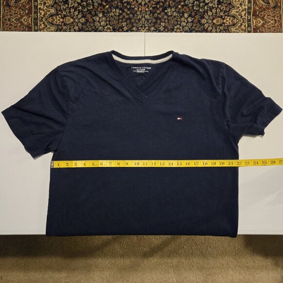 Tommy Hilfiger XL V-Neck T-Shirt Navy Blue Preppy Minimalist Casual Menswear Tee - Picture 5 of 10